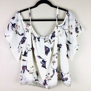 ASTR Cold Shoulder Flutter Sleeve Floral Top M